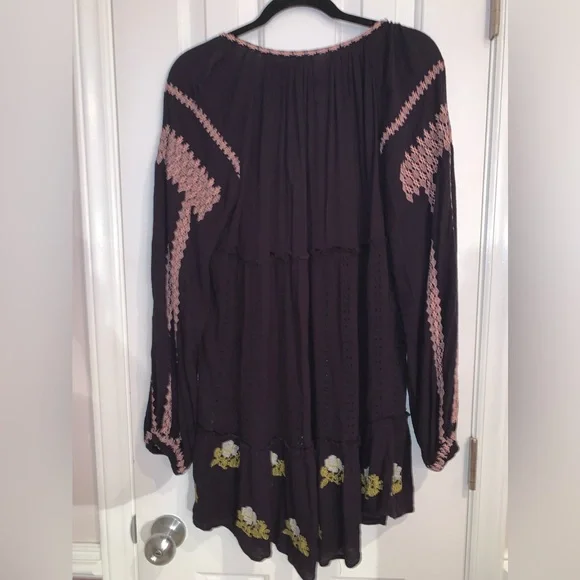 Free People Bo-Ho long sleeve black Dress with embroidery flowers size Medium - Picture 10 of 16